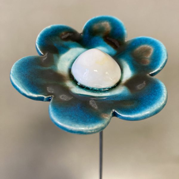 Fleur Turquoise projections Métal cœur Blanc
