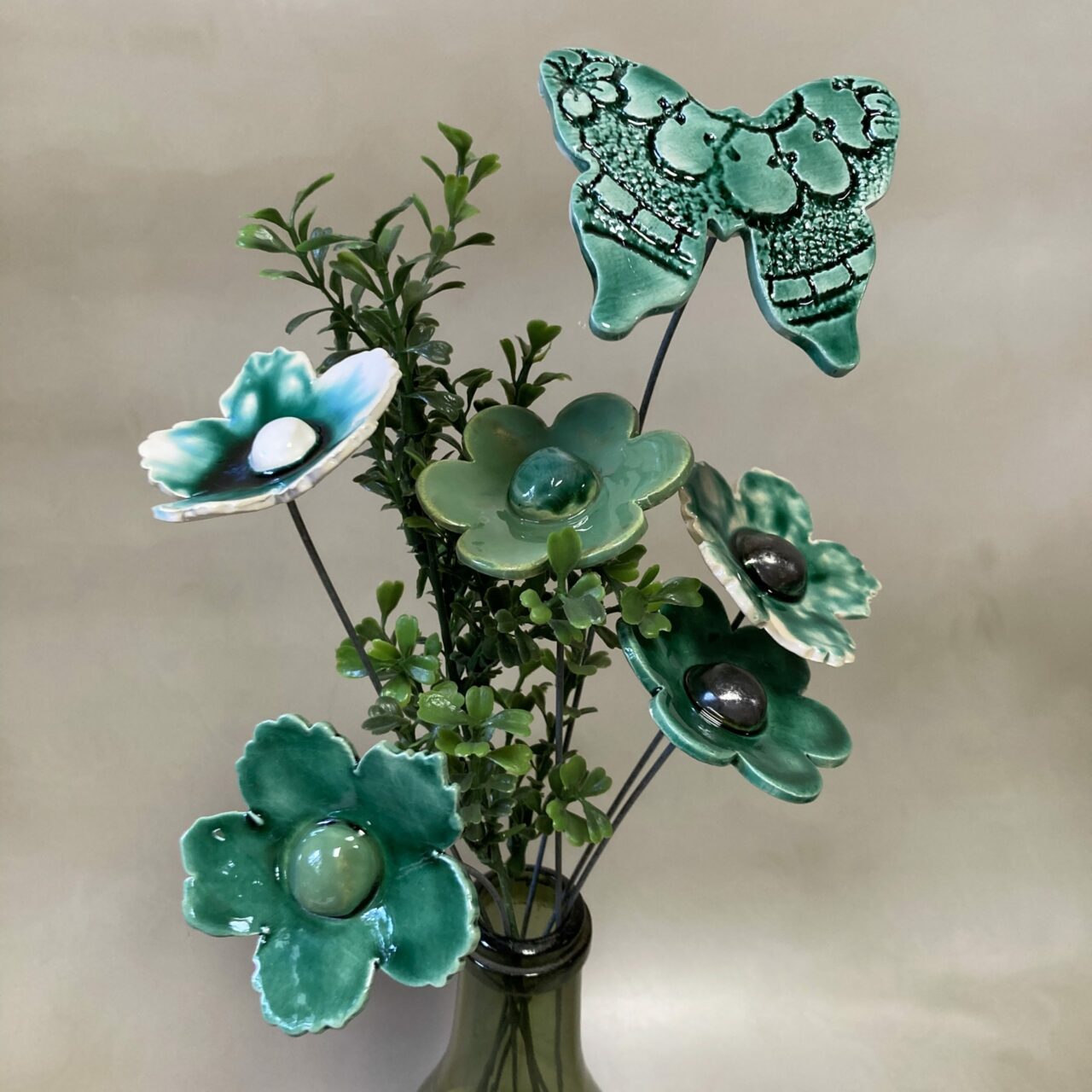 Perforatrice fantaisie fleur vert