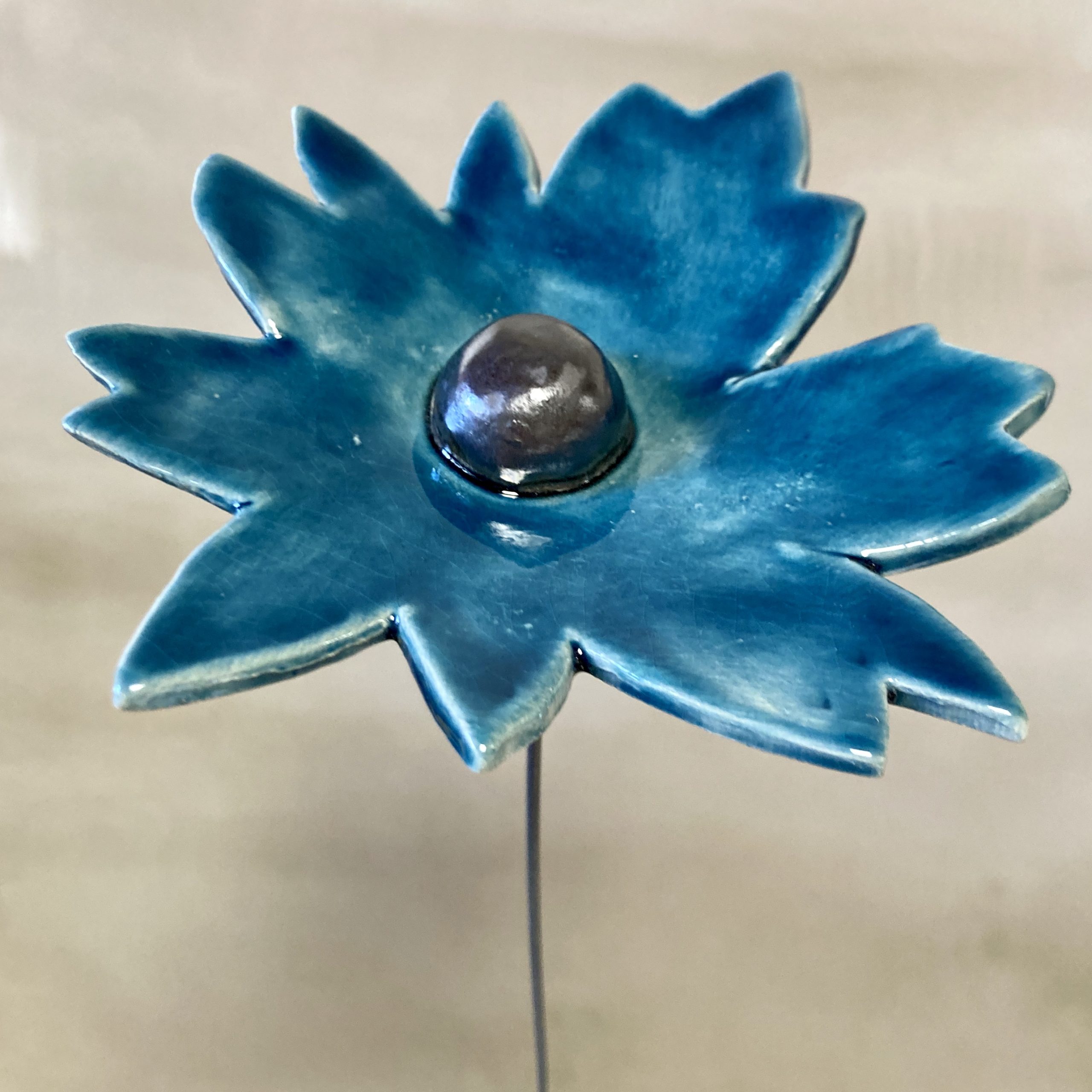 Fleur Cosmos Bleu Canard cœur Métal | Fleurs en céramique
