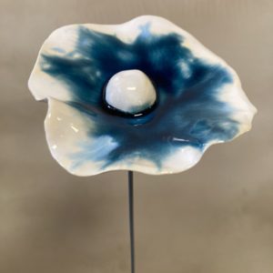 Coquelicot Bleu Canard et Blanc cœur Blanc