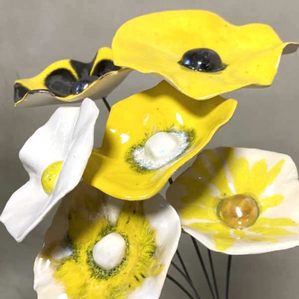 Coquelicot Jaune et blanc irisé cœur Métal – Image 4