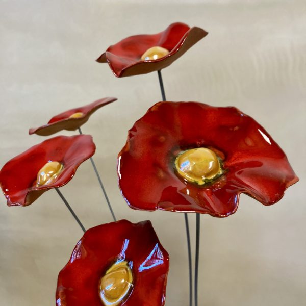 Bouquet de 5 coquelicots rouge foncé cœur doré Hauteur 60 cm – Image 3