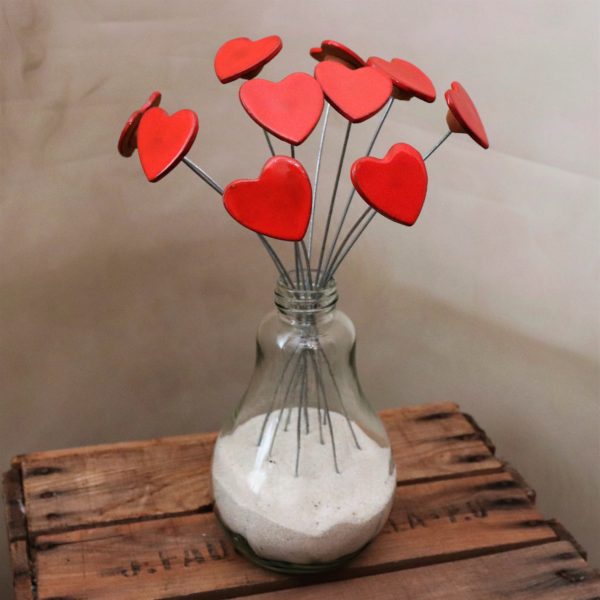Bouquet de 10 petits cœurs Rouge 25 cm de hauteur – Image 3
