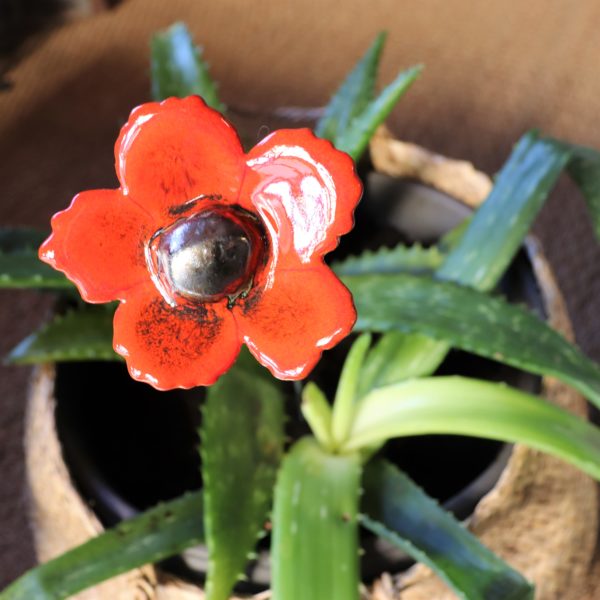 Fleur Sauvage Rouge Nuancé cœur Métal – Image 3