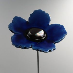 Fleur Sauvage Bleu nuit cœur Métal