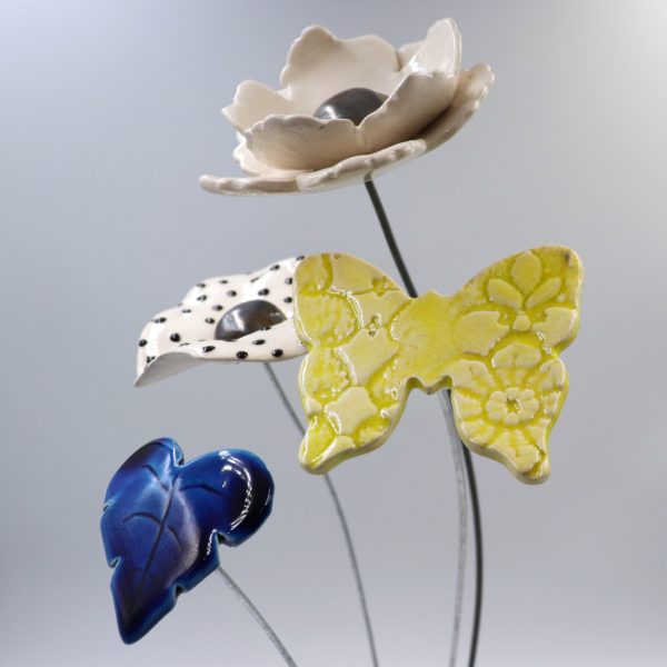 Papillon Vert et Blanc Irisé – Image 3
