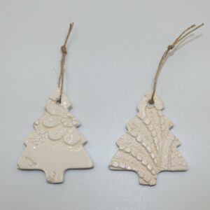 Suspension Blanc Dentelle Sapin