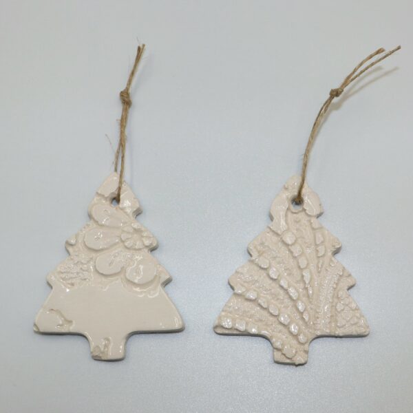 Suspension Blanc Dentelle Sapin