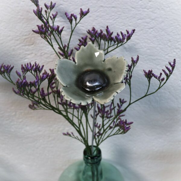 Fleur Sauvage Gris craquelé cœur Blanc – Image 3