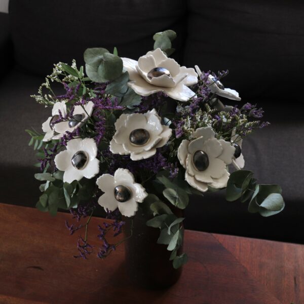 Bouquet de 11 Fleurs Sauvages Blanc cœur Métal Hauteur 40 cm – Image 4