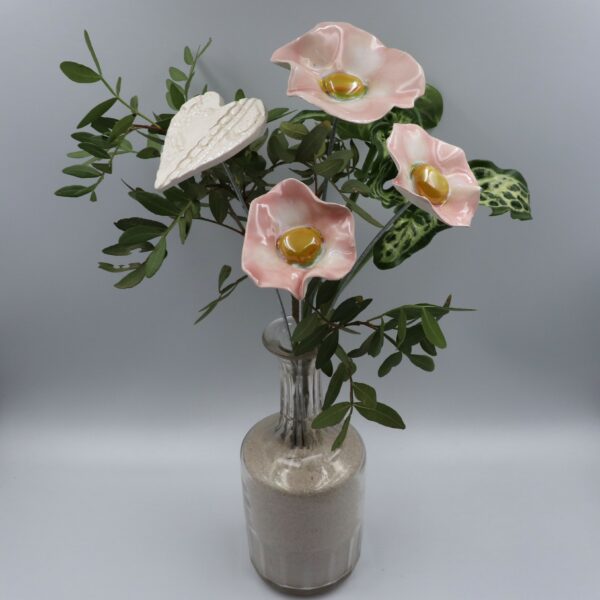 Bouquet de 3 Coquelicots Rose et 1 cœur Blanc