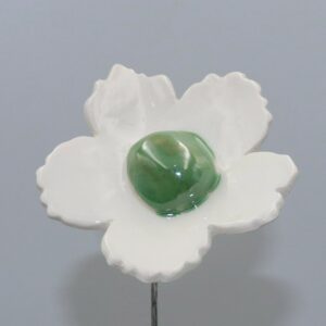 Fleur Sauvage Blanche cœur Vert Lustré