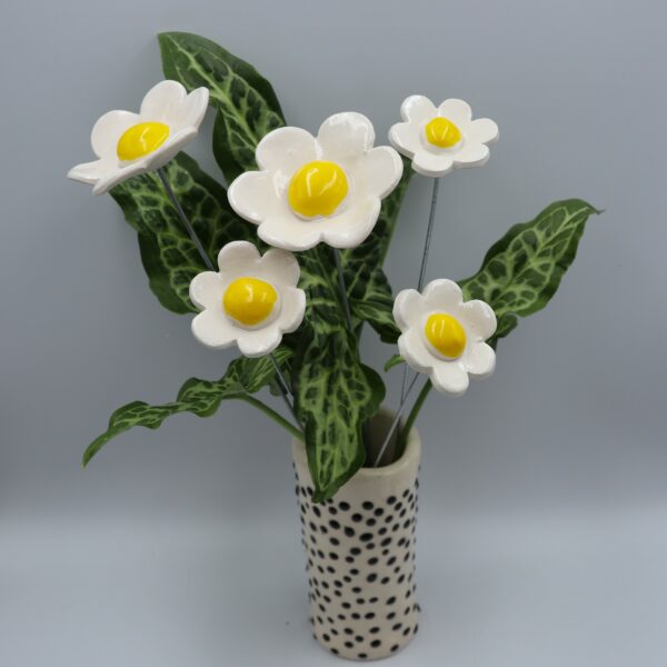 Fleur Blanche cœur Jaune vif – Image 2