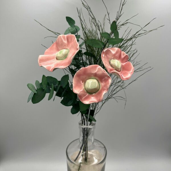 Bouquet de 3 petits Coquelicots Rose Clair cœur vert d'eau avec feuillage Hauteur 30 cm – Image 3