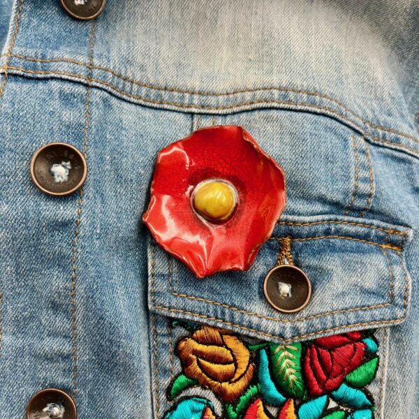 Broche Coquelicot cœur Jaune Doré – Image 4