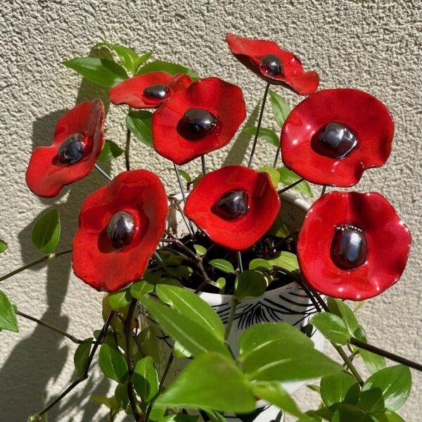 Bouquet de 8 petits coquelicots rouge cœur métallisé Hauteur 30 cm – Image 5