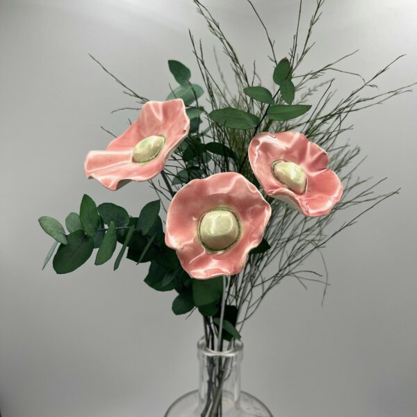 Bouquet de 3 petits Coquelicots Rose Clair cœur vert d'eau avec feuillage Hauteur 30 cm